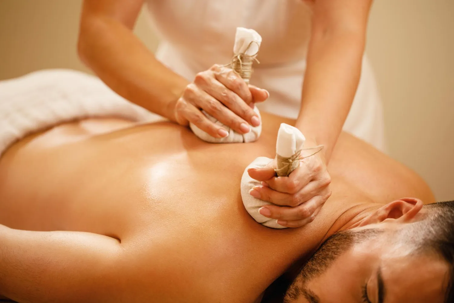 Relaxing Herbal Compress Massage at Asian Golden Spa – RAK Nakheel Prime Hotel